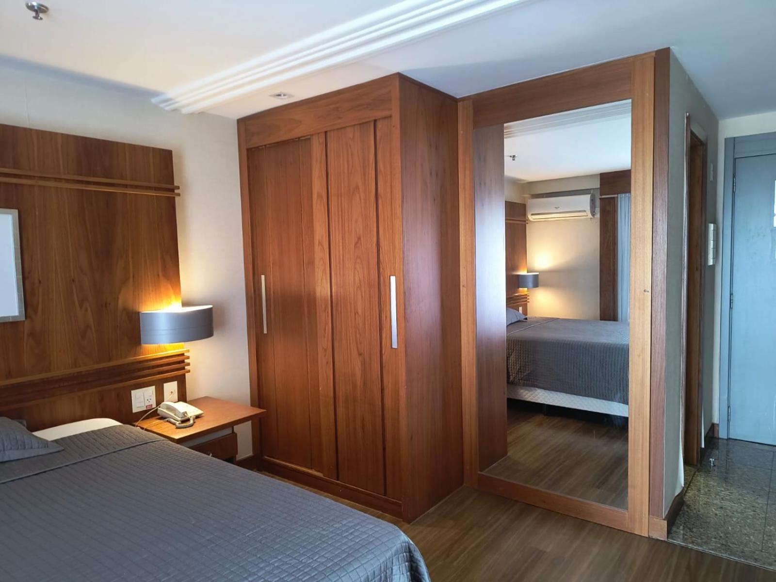Hotel Grand Mercure Flat Particular Com Varanda, Garagem E Wi-Fi 4* Brasília