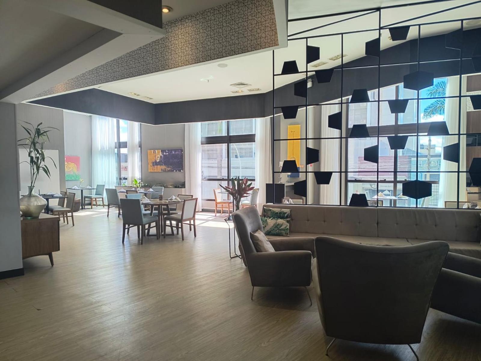 Hotel Hotel Grand Mercure Flat Particular Com Varanda, Garagem E Wi-Fi Brasília