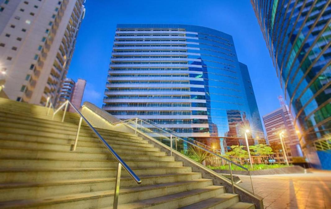 酒店 Hotel Grand Mercure Flat Particular Com Varanda, Garagem E Wi-Fi 巴西利亚