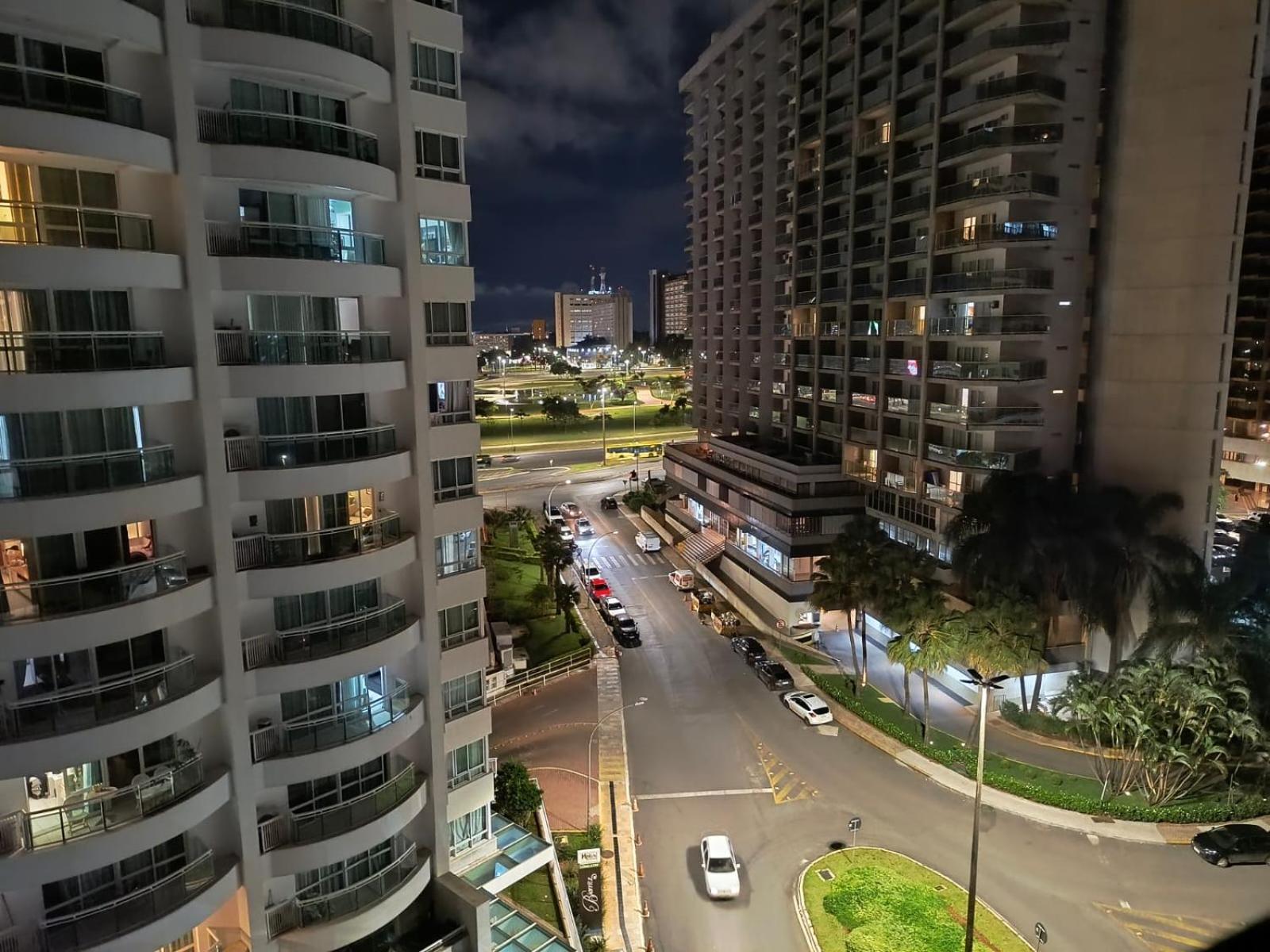 Hotel Grand Mercure Flat Particular Com Varanda, Garagem E Wi-Fi 酒店 巴西利亚